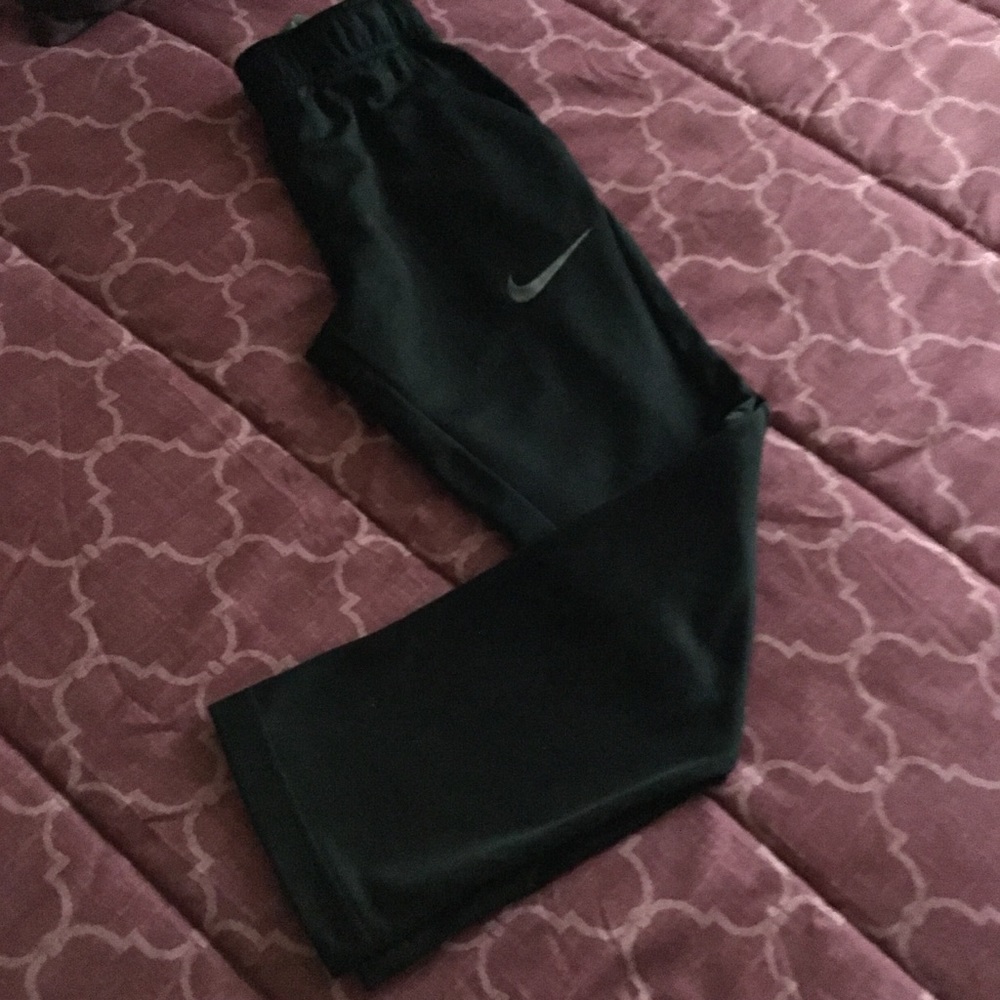 ⚽️NIKE YOUTH DRI-FIT SWEATPANTS